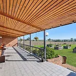Econo Lodge Savannah Park Tamworth 