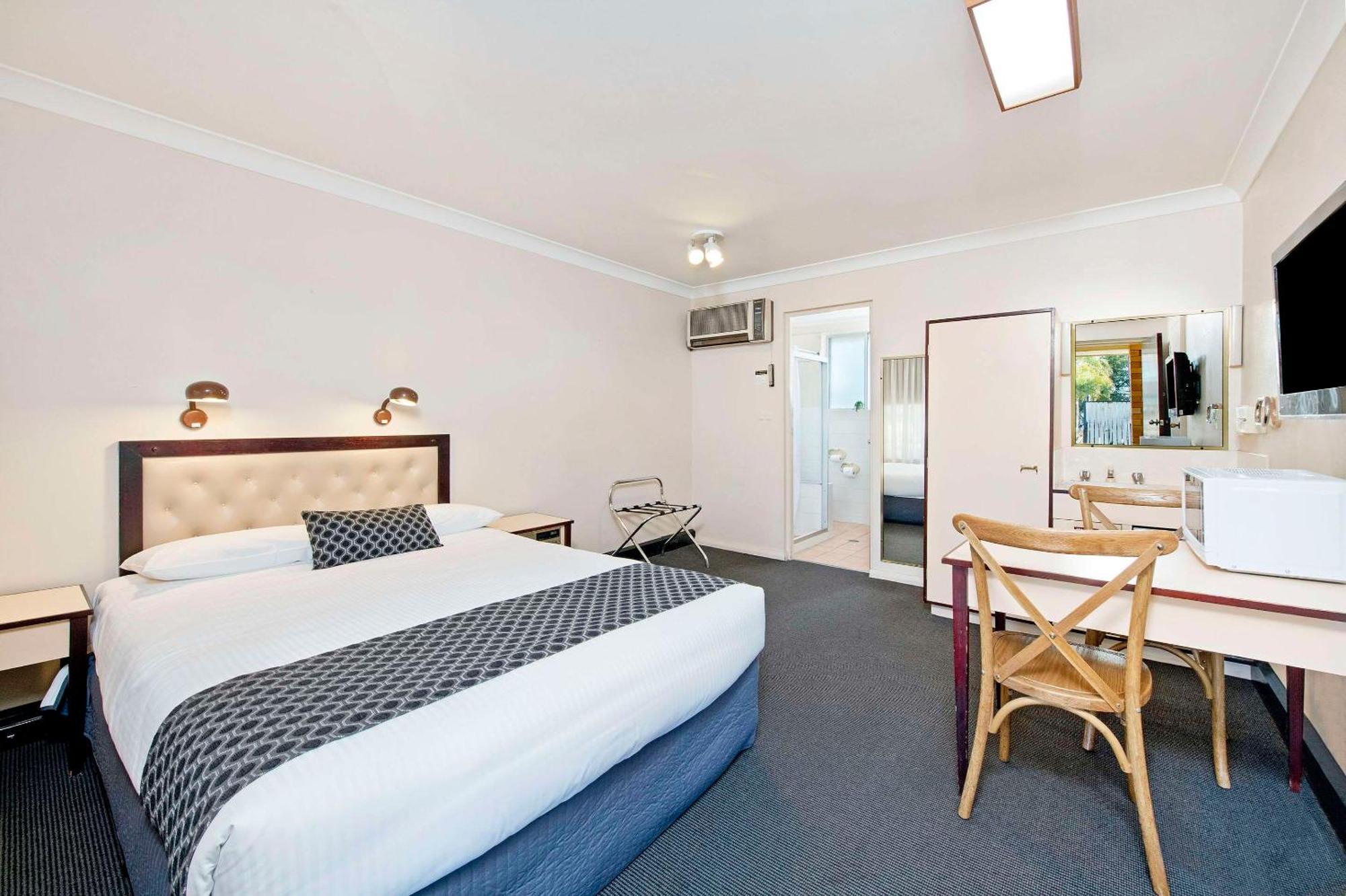 Hotel Econo Savannah Park Tamworth